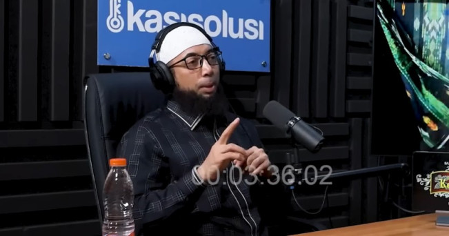 Ustaz Khalid Basalamah. (YouTube Kasi Solusi)